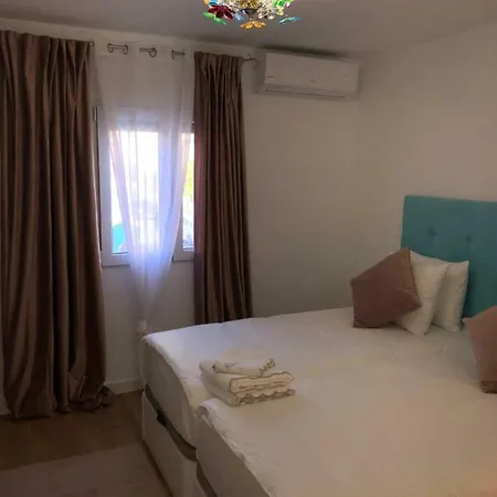 Exclusive Beach Apartment